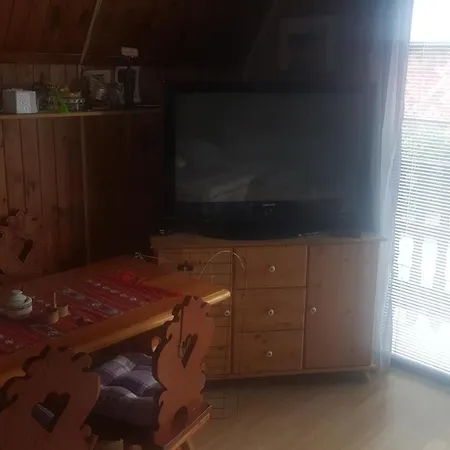 شقة Penzion Horni Blatna *